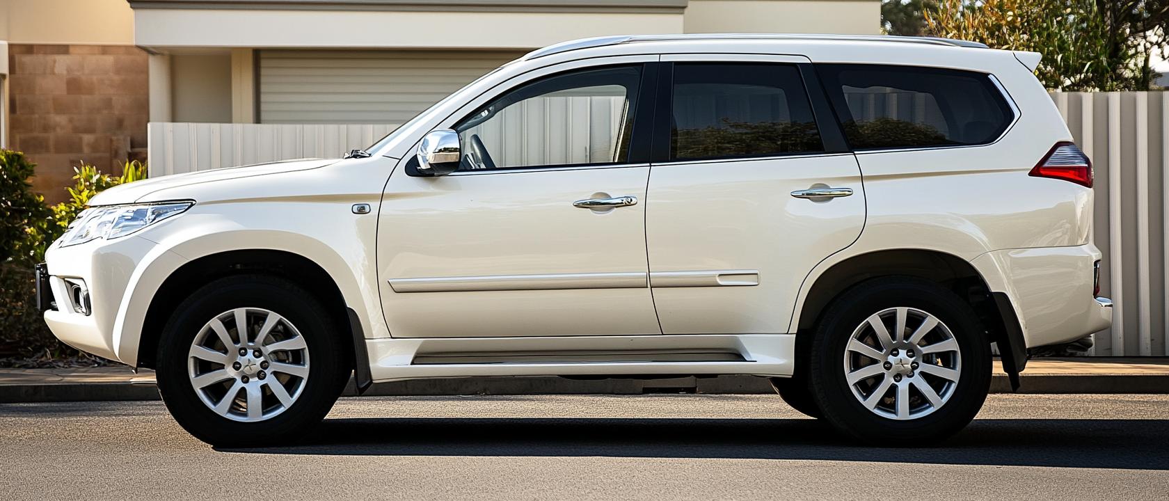 mitsubishi pajero sport с пробегом, митсубиси паджеро спорт купить бу, митсубиси спорт с пробегом, купить автомобиль mitsubishi pajero sport, митсубиси паджеро спорт с пробегом