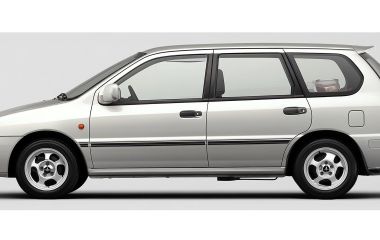 Купить Mitsubishi Space Star 1999 года - Обзор и характеристики