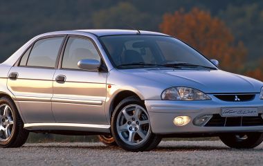 Технические характеристики Mitsubishi Carisma 1.6 2002-2003