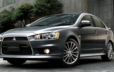 Mitsubishi Galant 2.0 – надежный седан для вашего комфорта