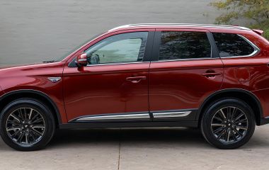 Продажа Mitsubishi Outlander XL 3.0 - надежный внедорожник