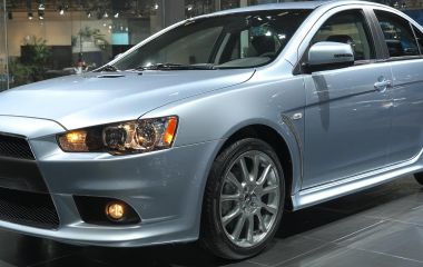 Купить Mitsubishi Lancer: цены на различные модели