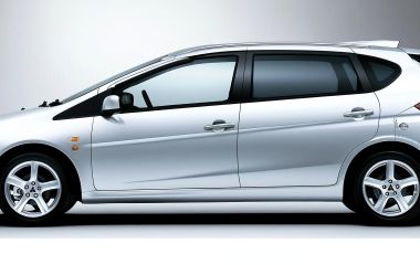 Купить Mitsubishi Grandis: особенности и предложения